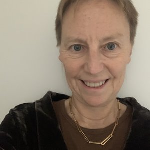 lucy burns