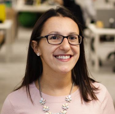 Mia Simmons, Financial Accountant