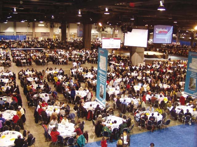 The Citizen Summit III, convened in November 2003. More than 2,800 residents of the District of Columbia gathered on 15th November at the Washington Convention Centre to help plan the future of the city, discussing and voting on a range of policies. Image courtesy of AmericaSpeaks.